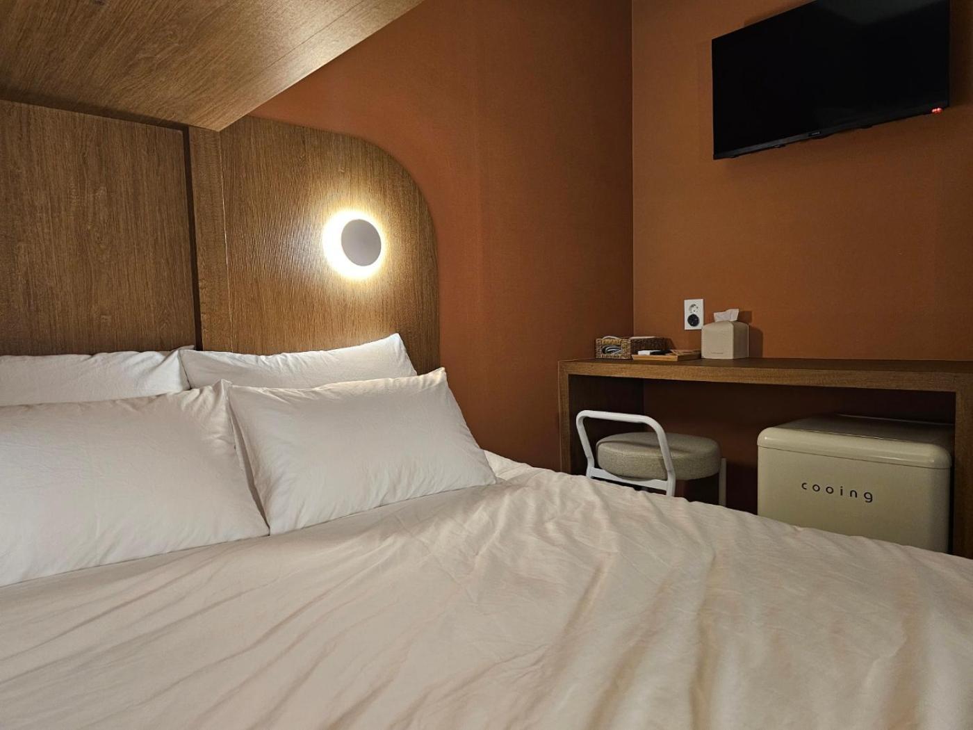 Huga Inn Seoul Bagian luar foto